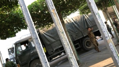動画:ミャンマー国軍、「非常事態宣言」発令 ヤンゴン市庁舎を掌握