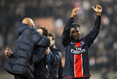 パリ・サンジェルマン 快勝で決勝トーナメント進出