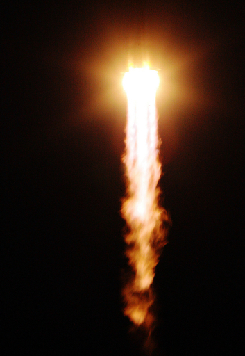 初のマレーシア人飛行士を乗せたソユーズ宇宙船、打ち上げ成功