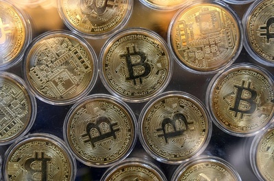 昨年は記録的高騰も…ビットコイン、今年も先行き不透明