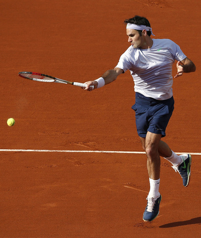 フェデラーが圧倒的なプレーで3回戦進出果たす、全仏オープン