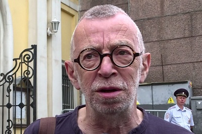 侵攻批判のロシア詩人、車にはねられ死亡 76歳
