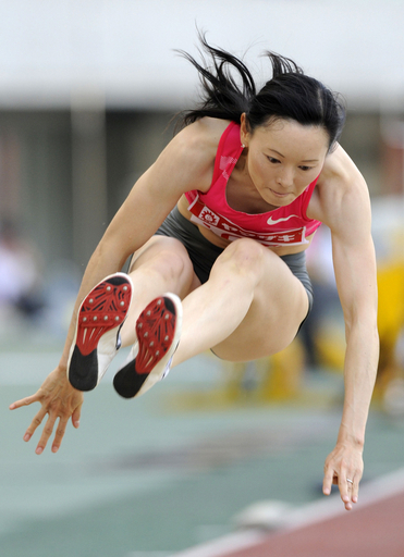 女子幅跳び 井村は3位、国際GP陸上