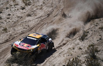 ペテランセルがステージ制しサインツとの差詰める、ダカールラリー