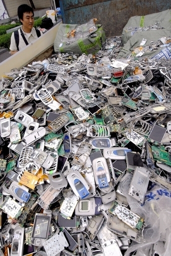 バーゼル条約COP9、使用済み携帯電話の廃棄ガイドラインなど検討 インドネシア