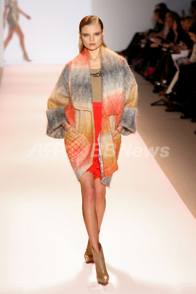 ＜09/10年秋冬NY・コレクション＞マシュー・ウィリアムソン、新作を発表 写真41枚 国際ニュース：AFPBB News