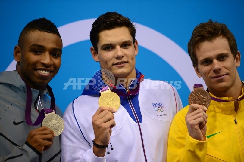 マナドゥが金メダル、男子50メートル自由形