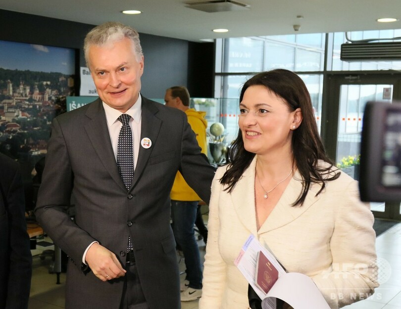 リトアニア大統領選、2候補が決選投票へ 格差と貧困対策が焦点