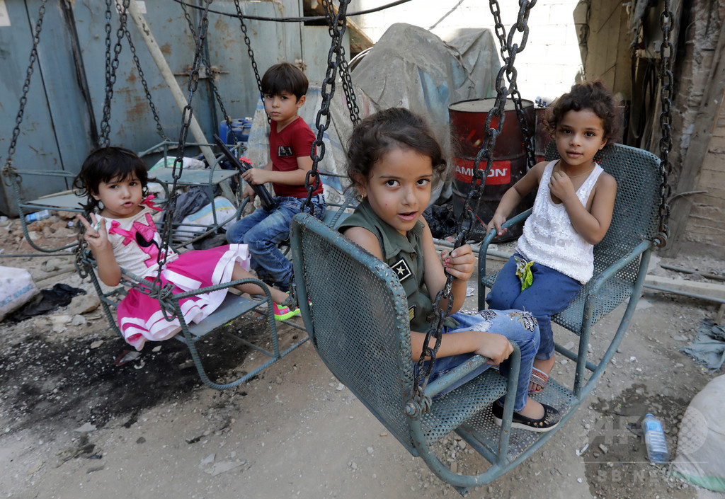 難民の子ども350万人が学校に行けず 国連が資金援助訴え 写真1枚 国際ニュース Afpbb News