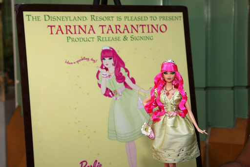 タリナ・タランティーノとバービーがコラボ 写真8枚 国際