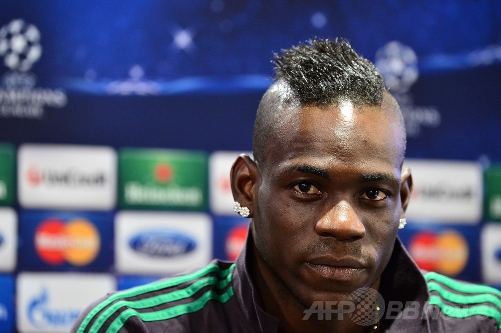 バロテッリが暴行で警察に通報される 伊報道 写真1枚 国際ニュース Afpbb News