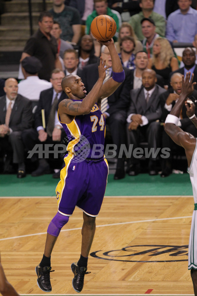 レイカーズ2勝目、コービー29得点、NBAファイナル 写真4枚