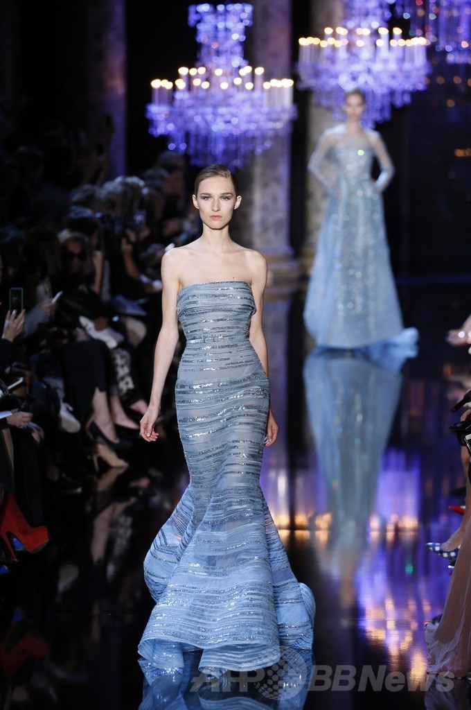 究極のラグジュアリードレス、「エリー・サーブ」14/15年秋冬オートクチュール