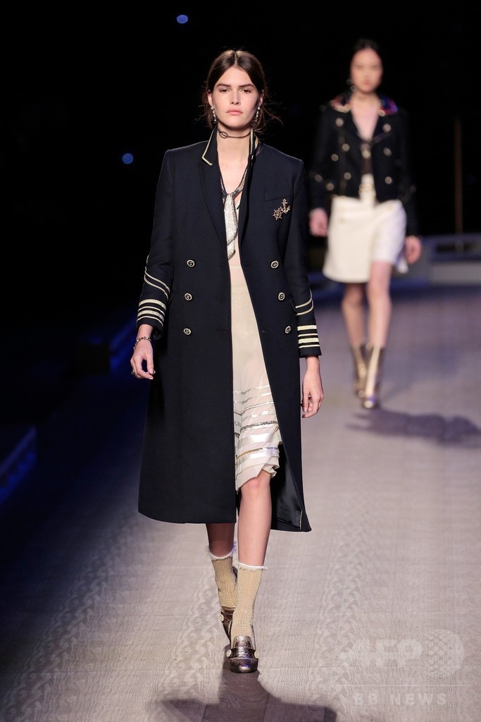 「トミー ヒルフィガー」16/17年秋冬コレクション