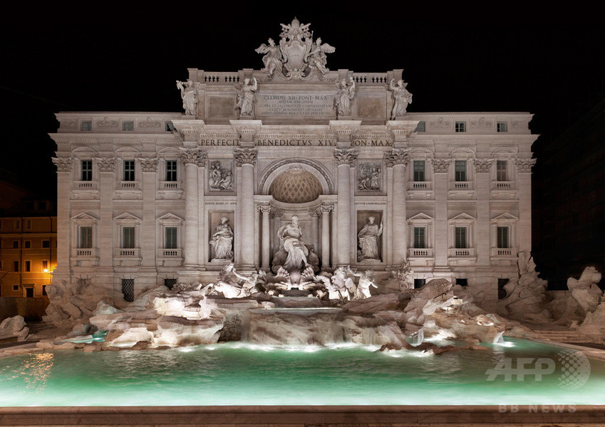 「フェンディ」90周年イベントの特設サイトオープン