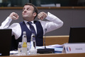 エマニュエル・マクロン仏大統領（2020年12月11日撮影）。(c)Olivier HOSLET / POOL / AFP