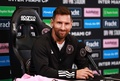 米メジャーリーグサッカー（MLS）、インテル・マイアミの本拠地DRV・PNKスタジアムで会見に臨むリオネル・メッシ（2023年8月17日撮影）。(c)Megan Briggs/Getty Images/AFP