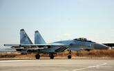 ロシア戦闘機2機、黒海上空で英偵察機に「異常接近」 英国防省