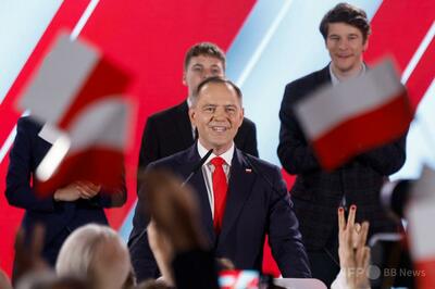 トランプ氏、「盟友」ナブロツキ氏の大統領選出を祝福