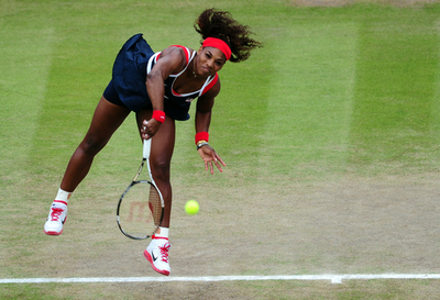 セレーナがボズニアツキを退けベスト4進出