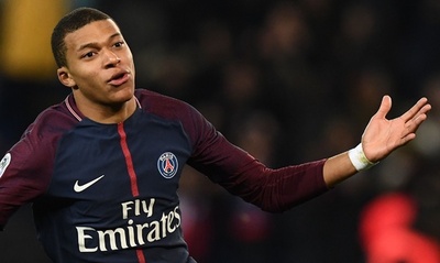 PSG、監督不在のリールに快勝し首位独走