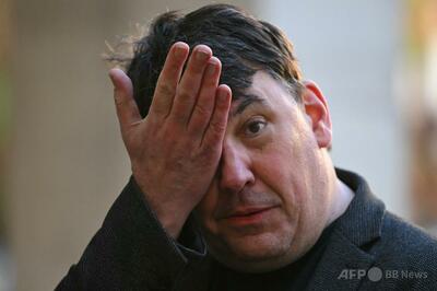 英裁判所、コメディー作家を無罪に トランス女性への嫌がらせで