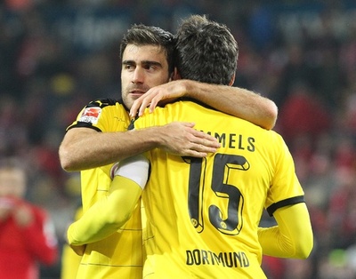 ギリシャ代表DFパパスタソプーロス、ドルトムントとの契約延長