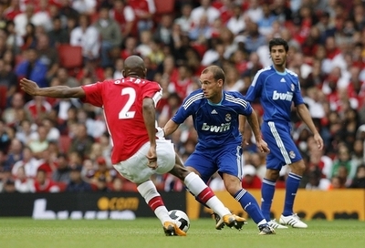 レアル・マドリード スナイデルの3か月離脱を発表