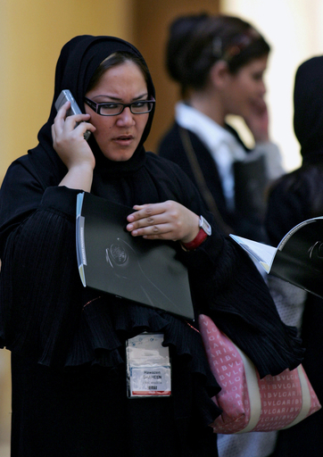 サウジアラビア人女性の急速な社会進出 - サウジアラビア