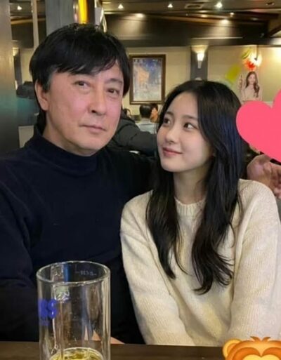 「娘や孫世代では」…韓国ベテラン俳優、50歳下に見える“恋人”写真はAIと釈明