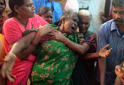 密造酒による死者90人に、100人超える恐れも インド・ムンバイ