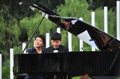 ピアニスト郎朗の自伝がハリウッド映画に、不屈の闘志を持つ父子の執念の物語