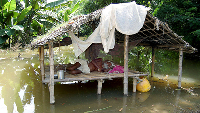 インド東部、モンスーンで大洪水 100万人が被災