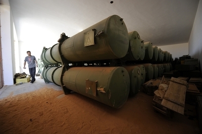 リビア軍事作戦今月末で終了、安保理で決議 大佐殺害者を起訴へ