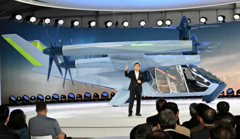 S-A2について説明する現代自動車・起亜AAM本部長兼スーパーナルCEOのシン・ジェウォン社長=現代自動車グループ(c)KOREA WAVE