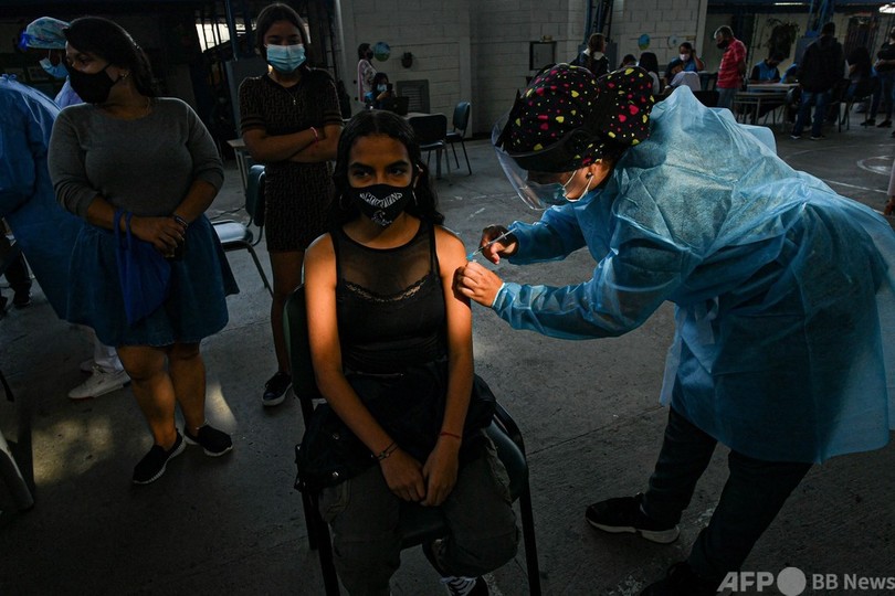 ワクチンでコロナ収束は困難か WHOが疑念高める