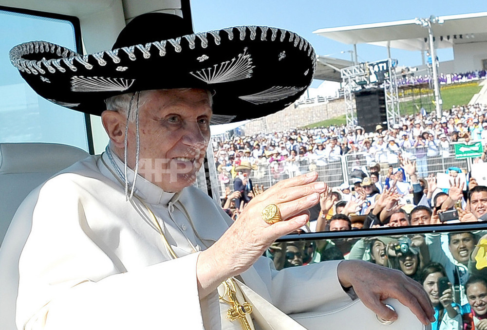 ソンブレロ」姿のローマ法王、メキシコを初訪問 写真7枚 国際ニュース