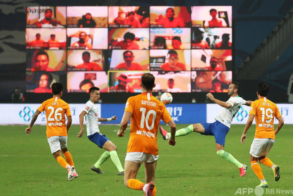中国サッカー協会が バブル に大ナタ サラリーキャップ制導入 チームから企業名排除 写真1枚 国際ニュース Afpbb News