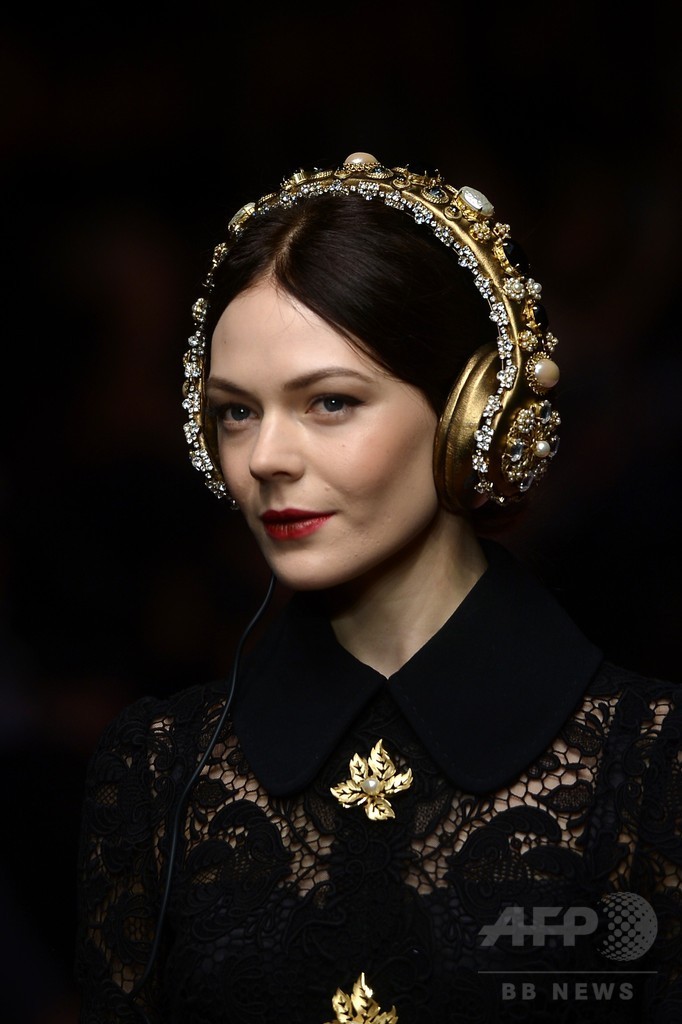 「ママ万歳！」お母さんたちに敬意を表して、「ドルチェ＆ガッバーナ」15/16秋冬 