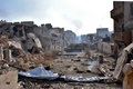 シリア・アレッポで、政府軍が制圧したアル・サファ地区の破壊された街並み（2016年12月7日撮影）。(c)AFP/GEORGE OURFALIAN