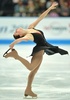 演技に臨むロシアのイリーナ・スルツカヤ（Irina Slutskaya、2013年10月5日撮影）。(c)AFP/KAZUHIRO NOGI