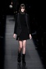 米ニューヨーク市内で発表された「アレキサンダー ワン（Alexander Wang）」15/16年秋冬コレクション（2015年2月14日撮影）。(c)AFP/Getty Images/Neilson Barnard