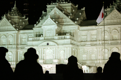さっぽろ雪まつり、記録的暖冬の中で開催 - 北海道