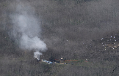 コービー氏のヘリ墜落事故、エンジン欠陥の証拠なし 調査経過報告