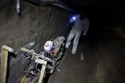 メキシコ麻薬王脱獄、看守の独房到着は18分後