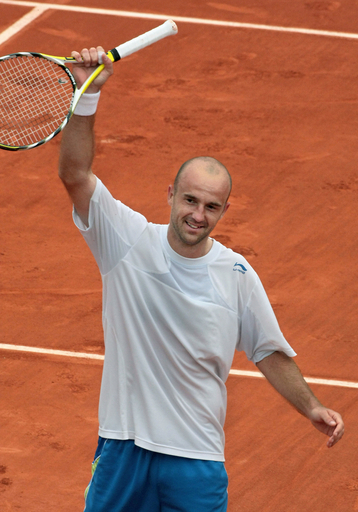 リュビチッチ ダビデンコ破り全仏4回戦へ