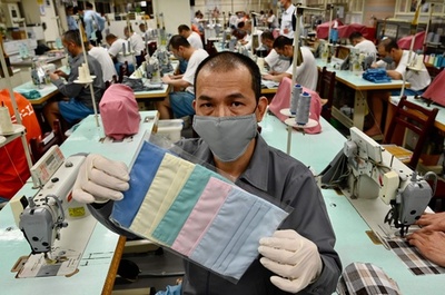 台湾の受刑者らがマスク製造、コロナ流行で新たな刑務作業