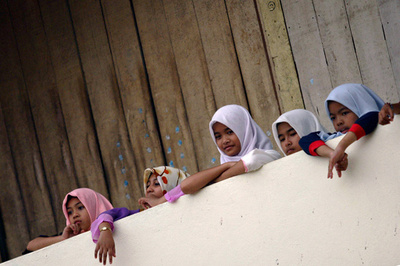 15歳少女を村の男が集団レイプか、13人拘束 マレーシア