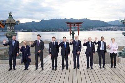 G7 leaders visit famed Miyajima shrine in Hiroshima