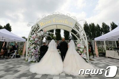 インスタ意識、「アイフォン感性」で撮るスナップ [KWレポート] 韓国「新」結婚風俗 (1)